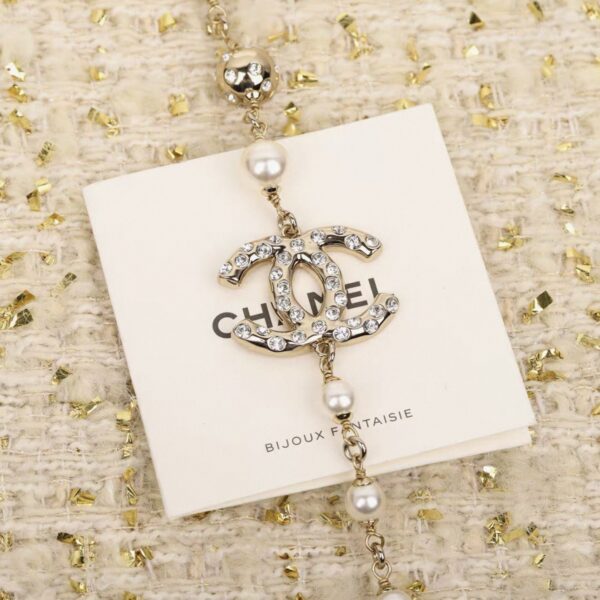 chanel metal artificial pearl necklaces chanel metal artificial pearl necklaces