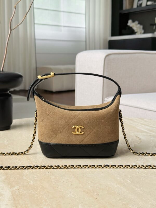 CHANEL Clutch With Chain Suede Calfskin Shiny Lambskin