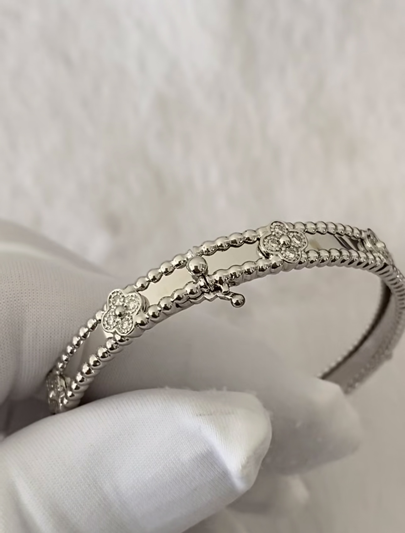 Screenshot VCA Perlee sweet clovers cuff - 图片 4