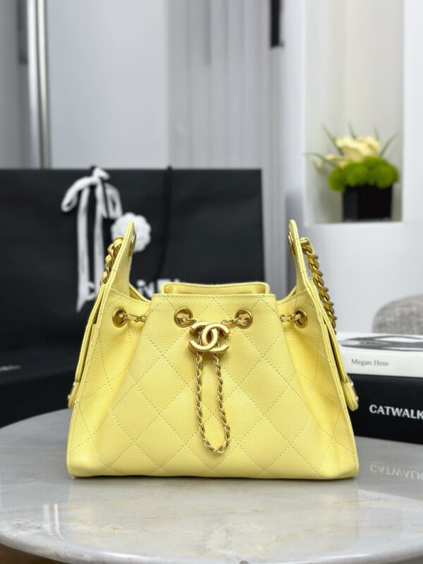CHANEL 25 mini handbag Grained calfskin