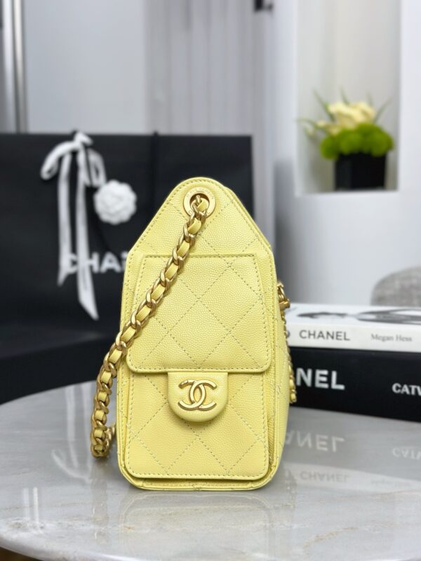 CHANEL 25 mini handbag Grained calfskin
