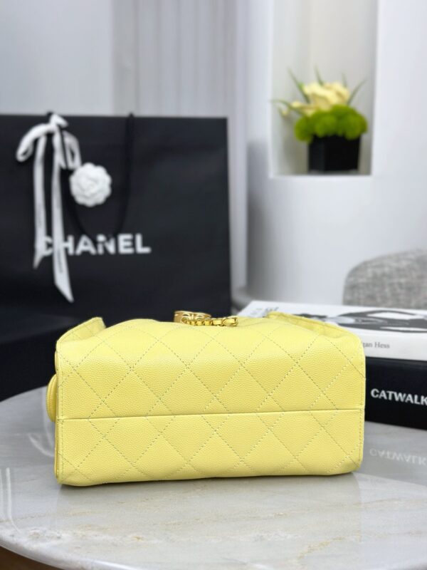 CHANEL 25 mini handbag Grained calfskin