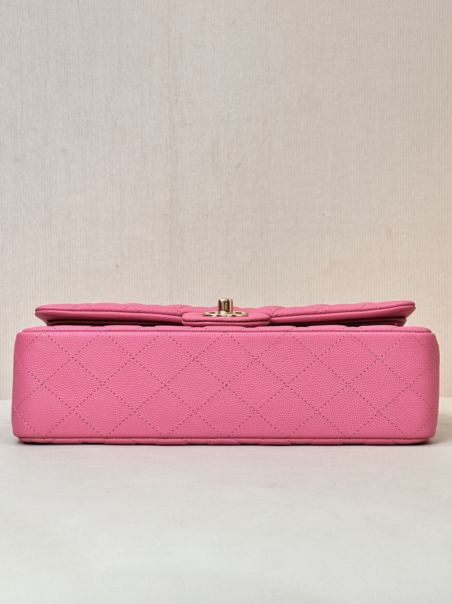 IMG_6144 CHANEL Classique Flap Medium Handbag Champagne Gold Hardware - 图片 5