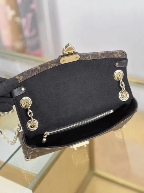 LV Trunkie East West
