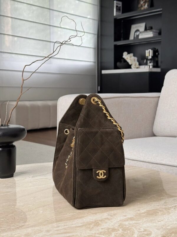 CHANEL 25 Hobo Bag Suede Brown
