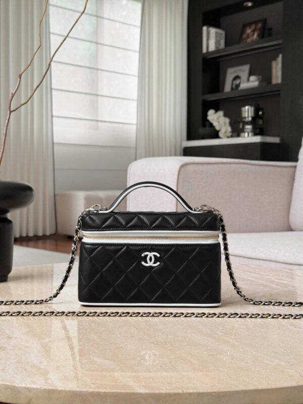CHANEL 26S Vanity Bag