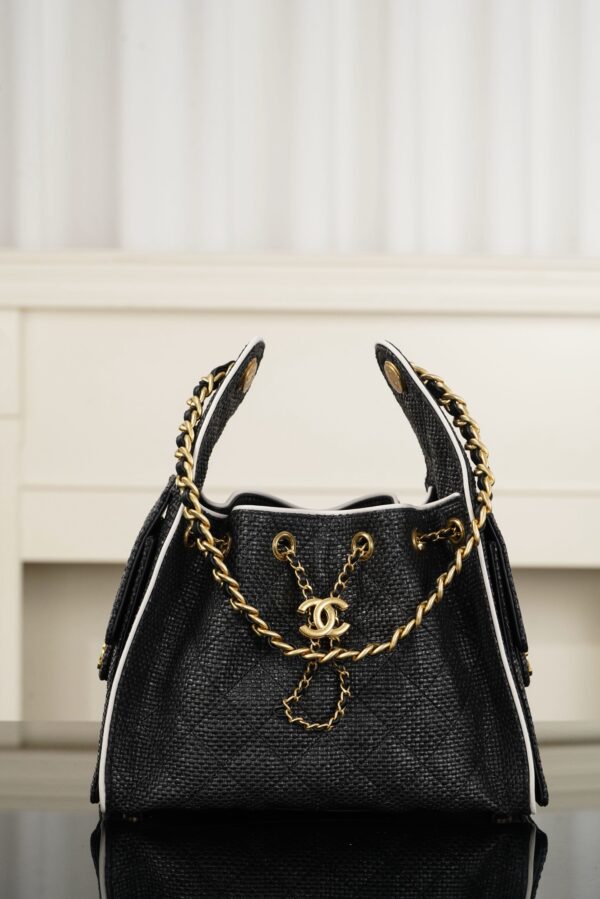 CHANEL 25bag Braided Black Raffia and White Calfskin