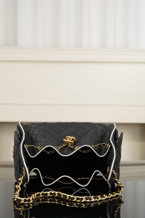 CHANEL 25bag Braided Black Raffia and White Calfskin