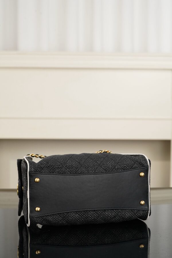 CHANEL 25bag Braided Black Raffia and White Calfskin