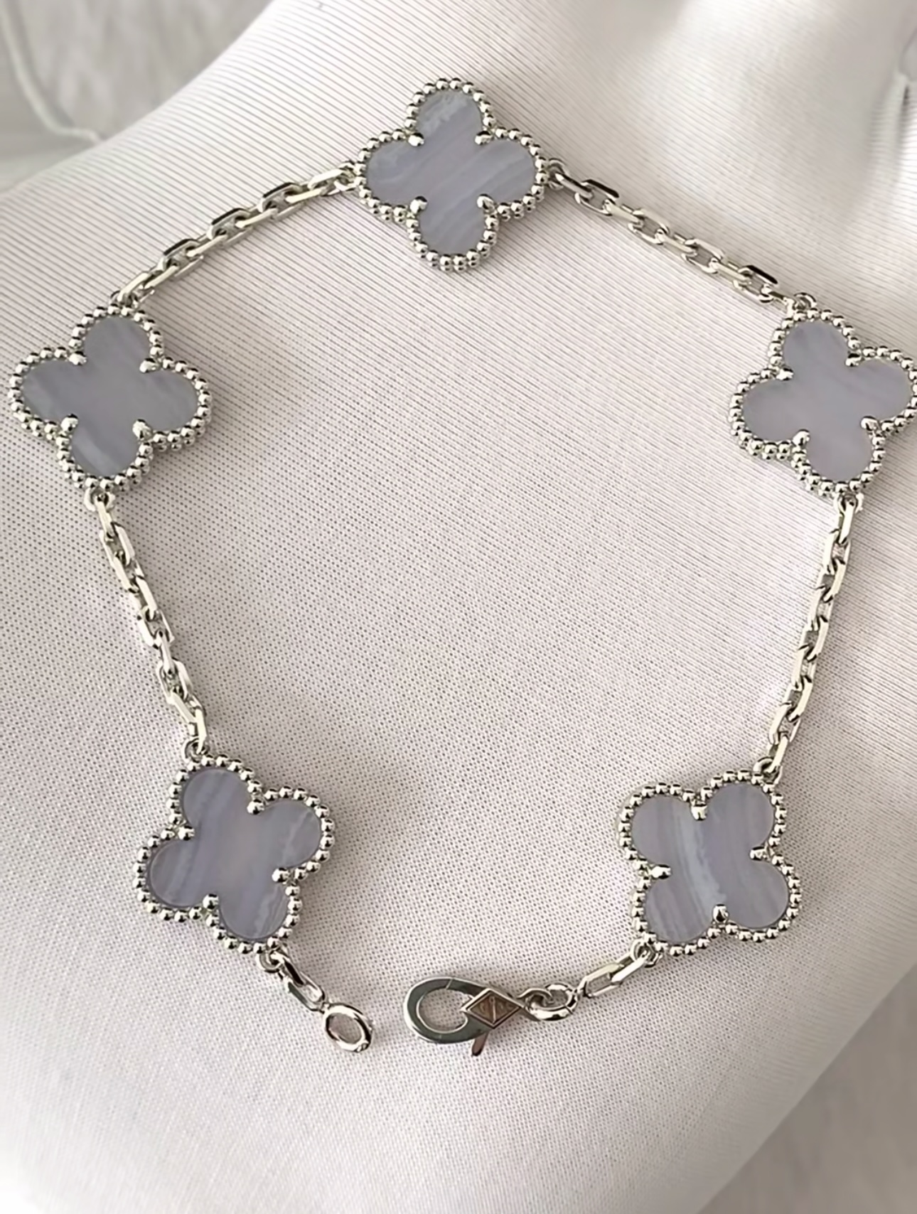 Screenshot VCA Vintage Alhambra pendant-Purple Chalcedony - 图片 2