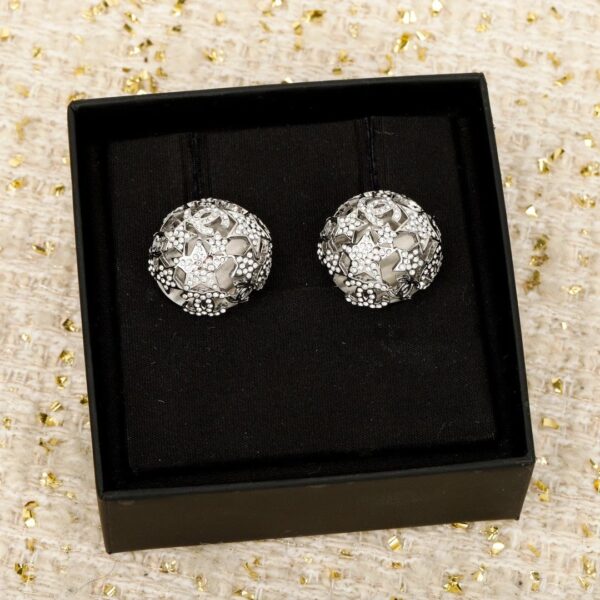 CHANEL 25A Solid-Color Openwork Pavé Design Metal Stud Earrings for Women
