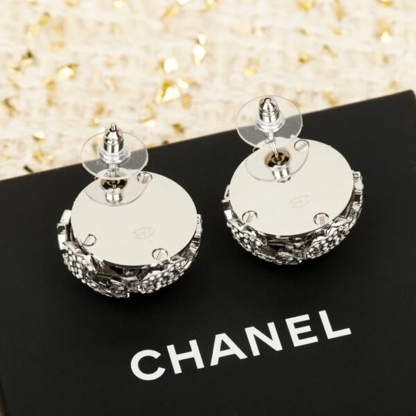 CHANEL 25A Solid-Color Openwork Pavé Design Metal Stud Earrings for Women