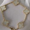vca vintage alhambra pendant white mother of pearl