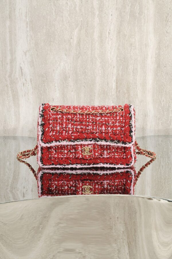 CHANEL Classic Flap Tweed