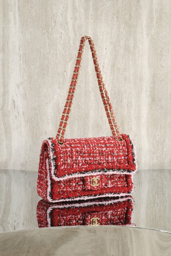 CHANEL Classic Flap Tweed