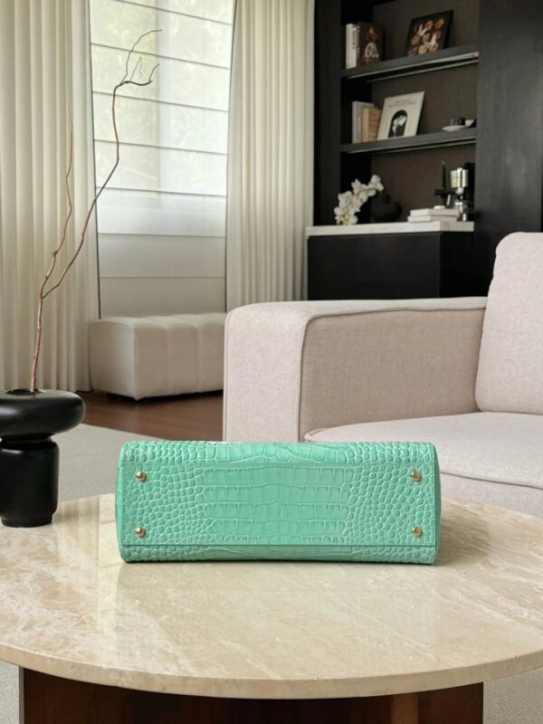 CHANEL Small Shopping Bag Green Crocodile embossed calfskin