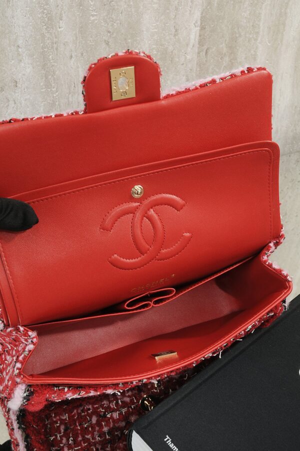 chanel classic flap tweed