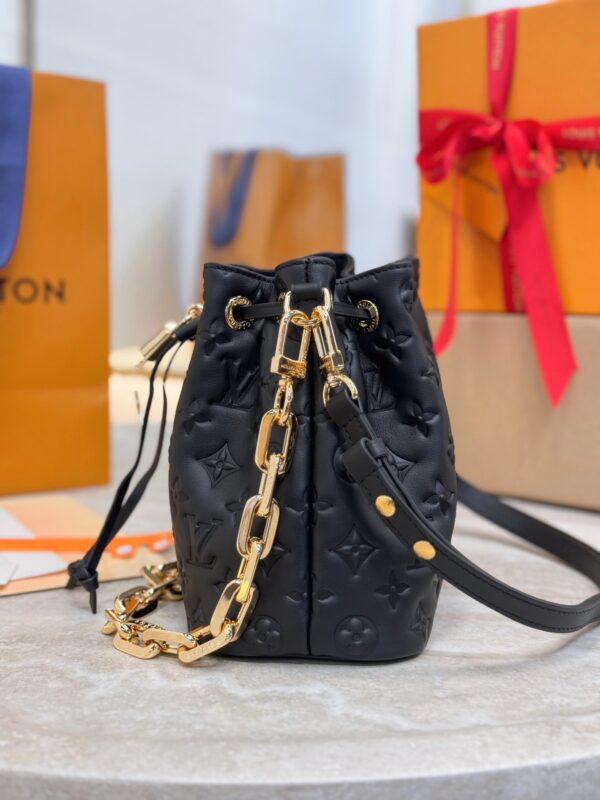LV Coussin Bucket M26216