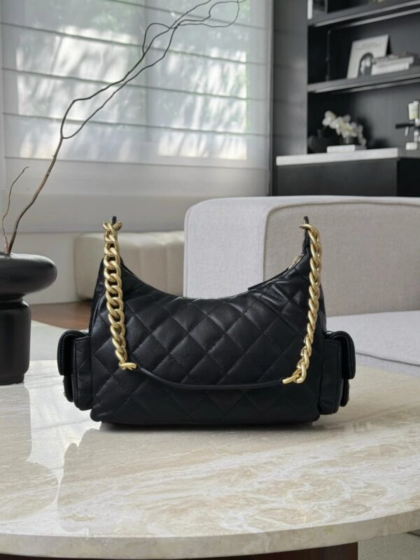 CHANEL 25C Small Hobo Bag Lambskin
