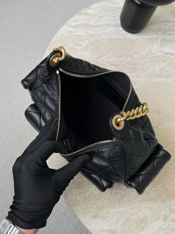 CHANEL 25C Small Hobo Bag Lambskin