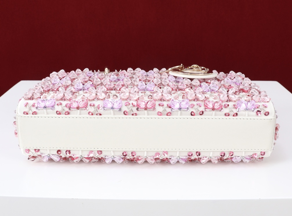 IMG_7408 DIOR Lady D-joy Embroidered flowers embroidery in Calfskin - 图片 6