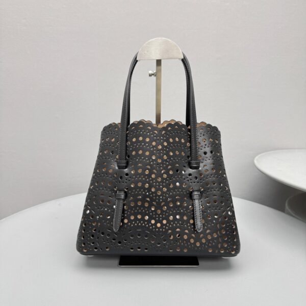 alaia mina 25 vienne wave glossy calf