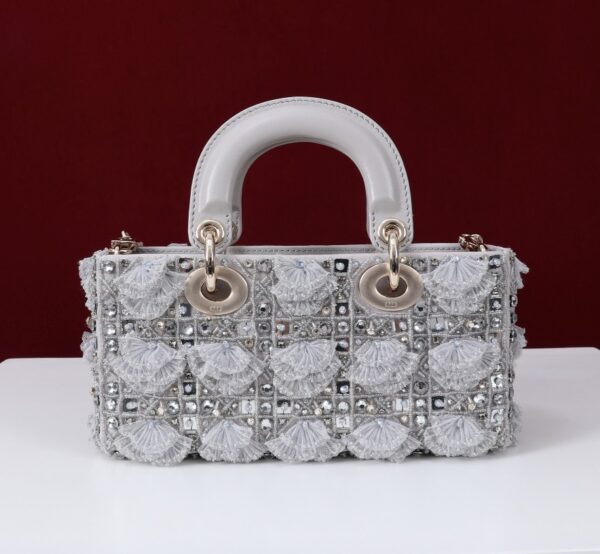 DIOR Small Lady D-joy Beaded lace embroidery
