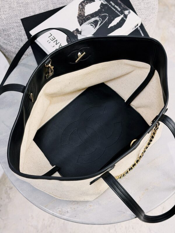 CHANEL Small Shopping Bag Ecru & Black