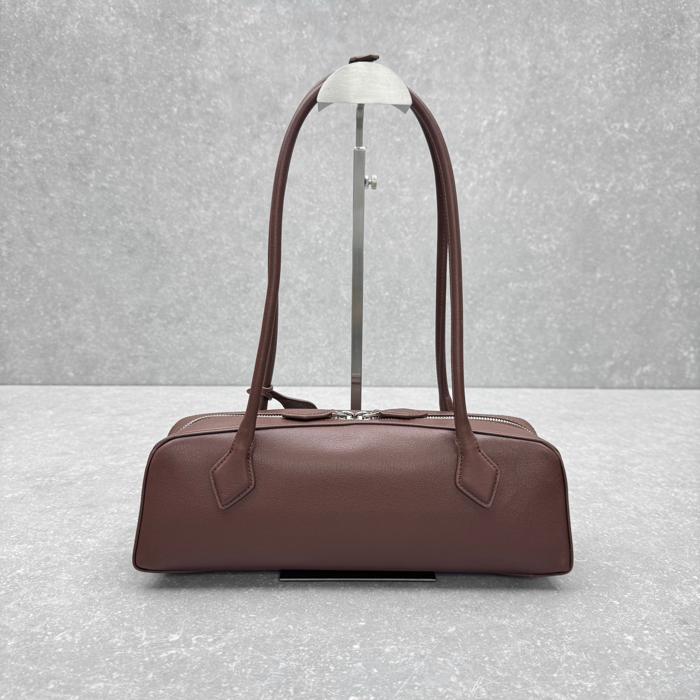 IMG_7604 ALAIA LE TECKEL MEDIUM BAG IN CALFSKIN - 图片 4