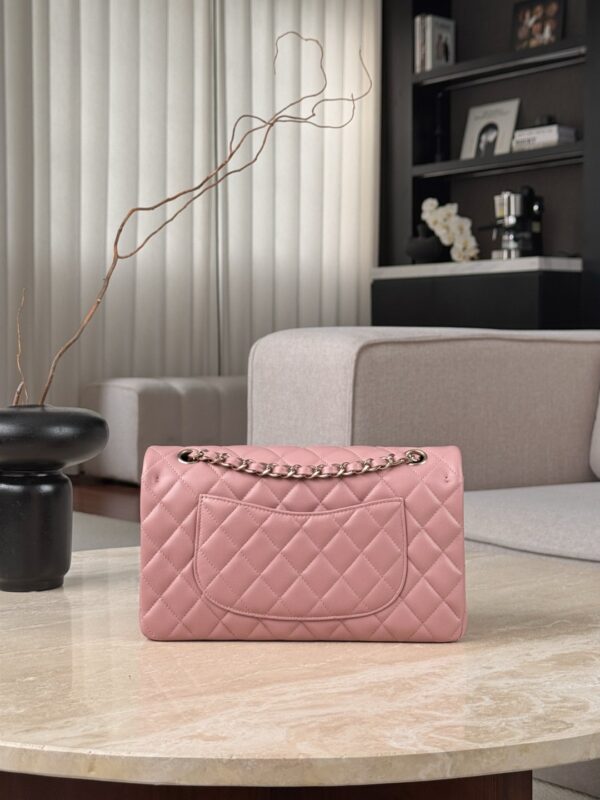 CHANEL Classique Flap Medium Lambskin
