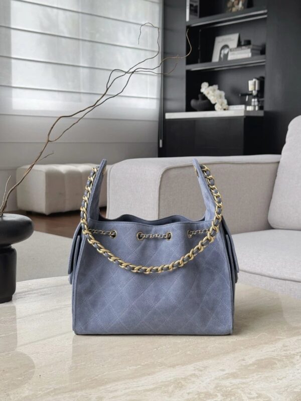 CHANEL 25 Hobo Bag Suede-Blue