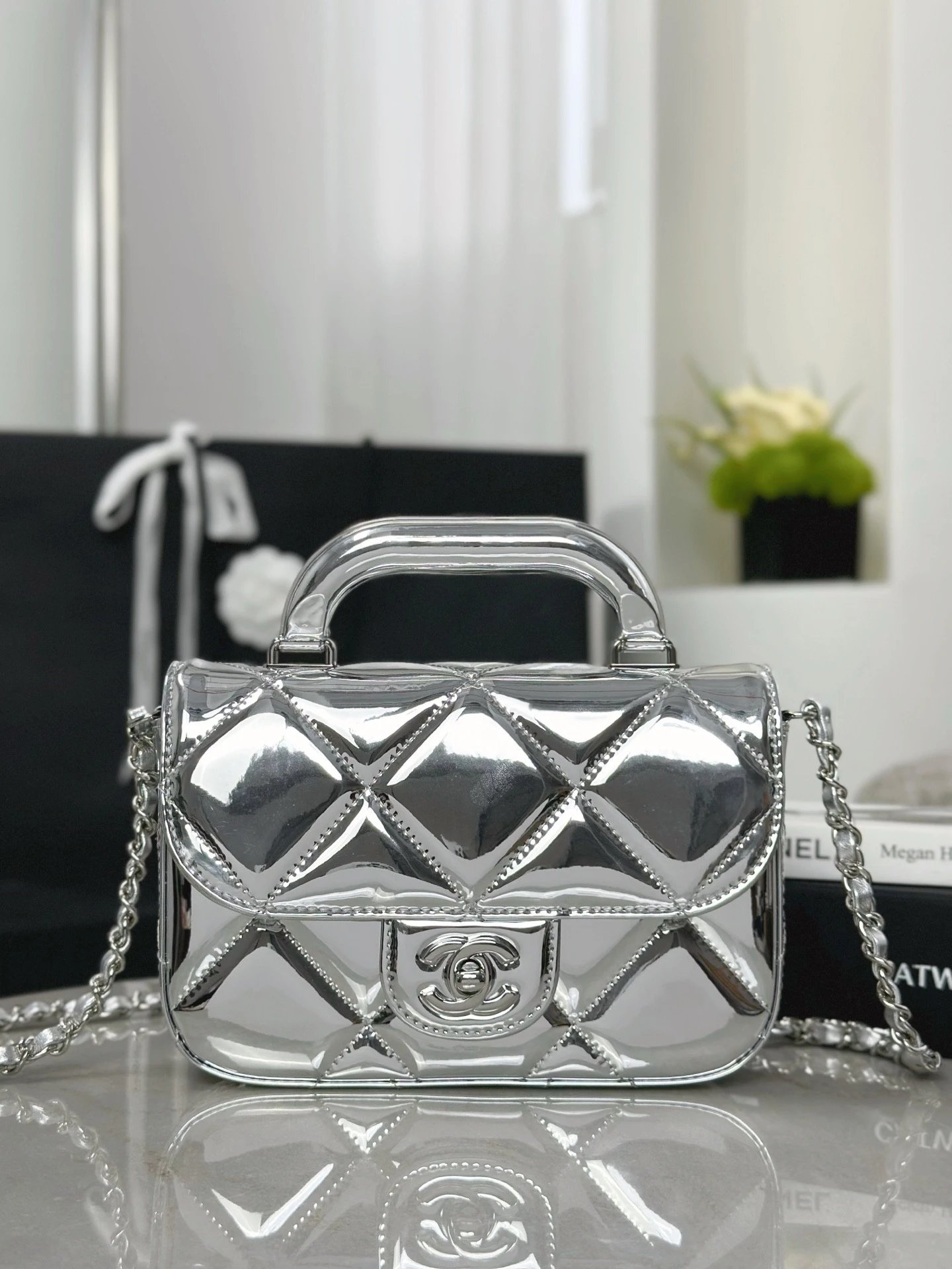 IMG_7956 CHANEL Clutch with Chain Mirror Calfskin - 图片 2