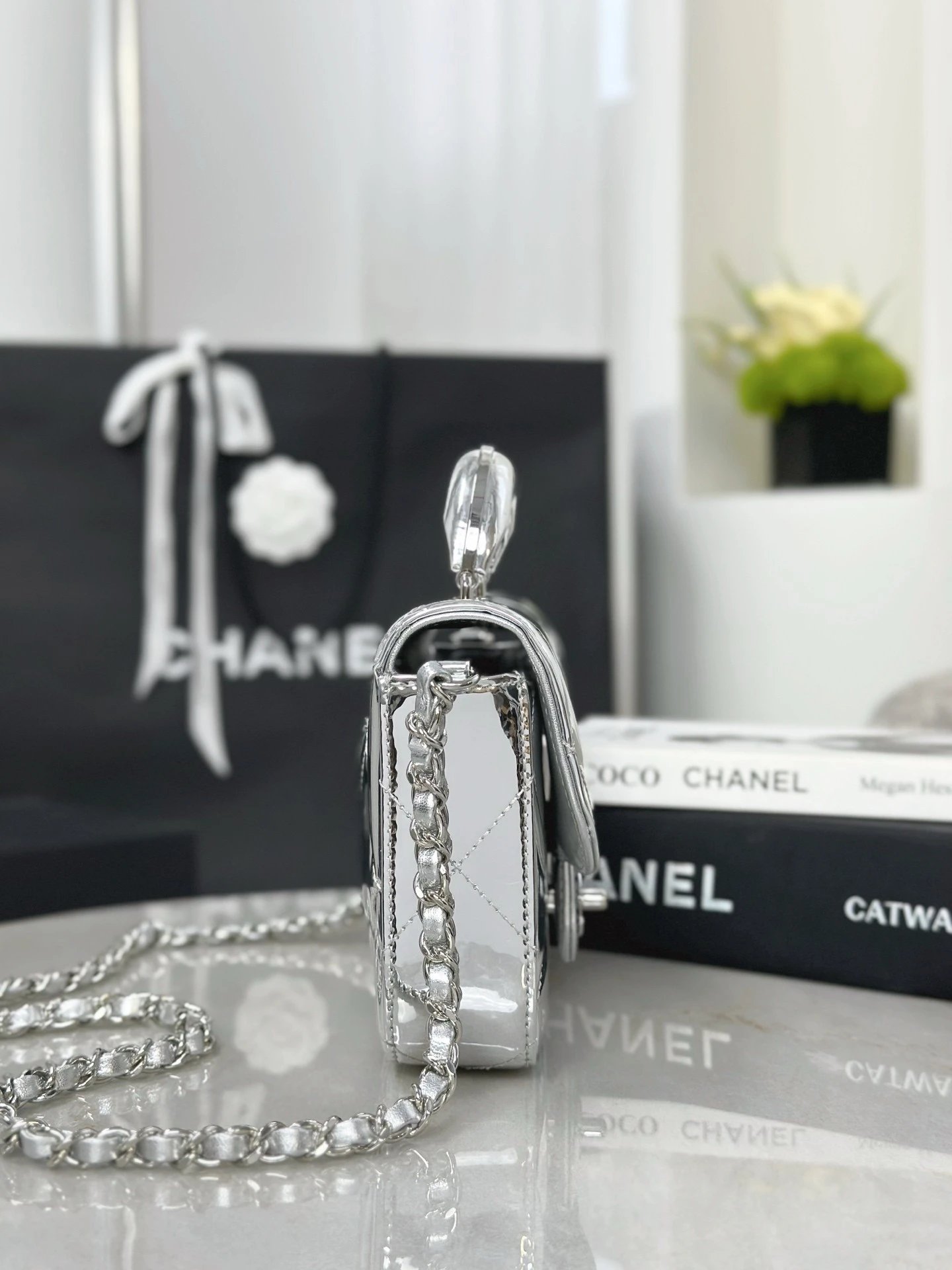 IMG_7959 CHANEL Clutch with Chain Mirror Calfskin - 图片 3