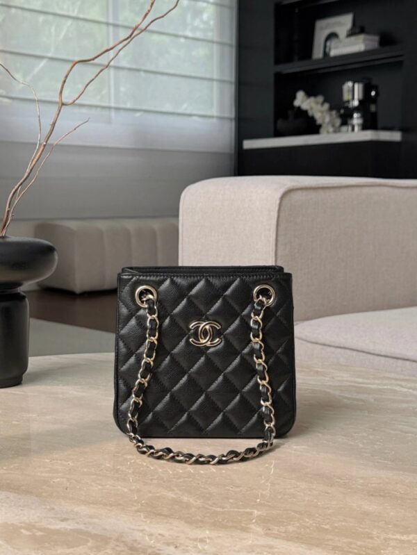 CHANEL Grained Embossed Calfskin Leather Hobo Bag