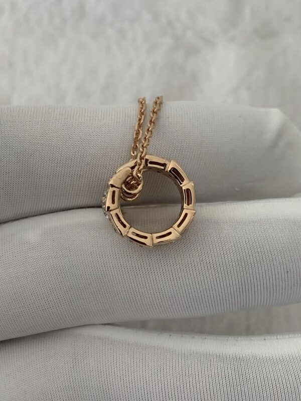 Screenshot BVLGARI Serpenti Viper Necklace