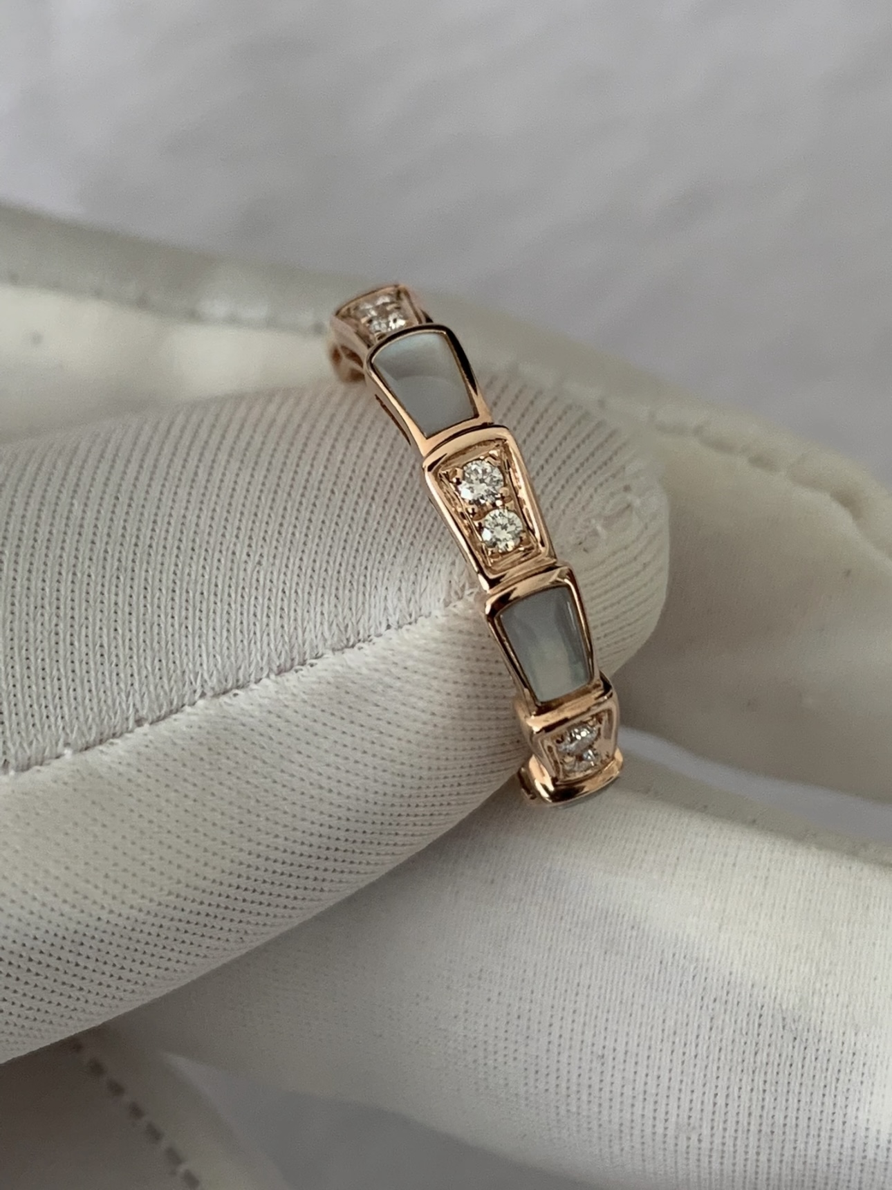 Screenshot BVLGARI Serpenti Viper Ring – Narrow Version - 图片 2