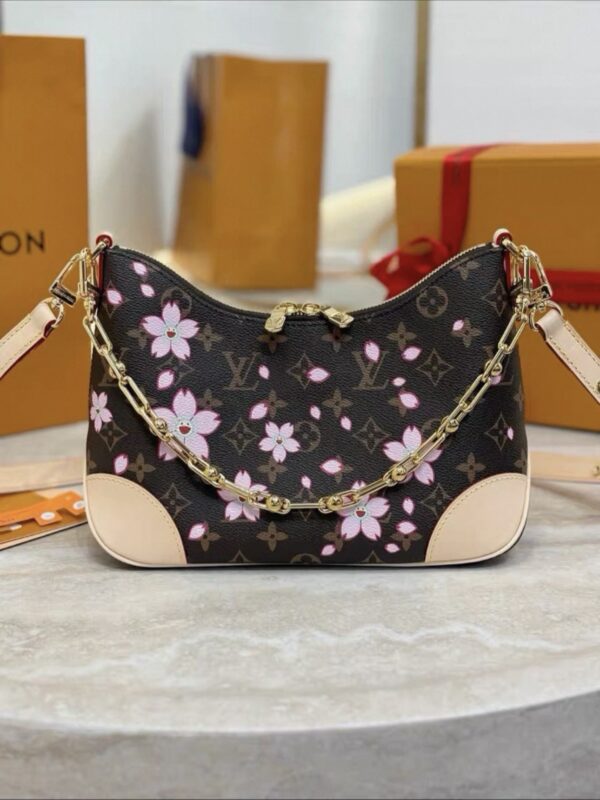 LV x TM Cherry Blossom Collection M13265