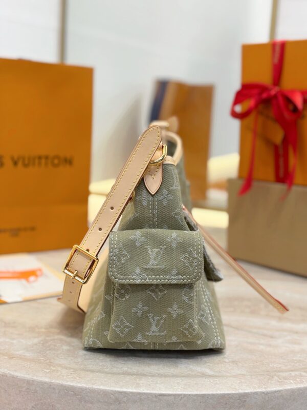 LV Carryall Cargo
