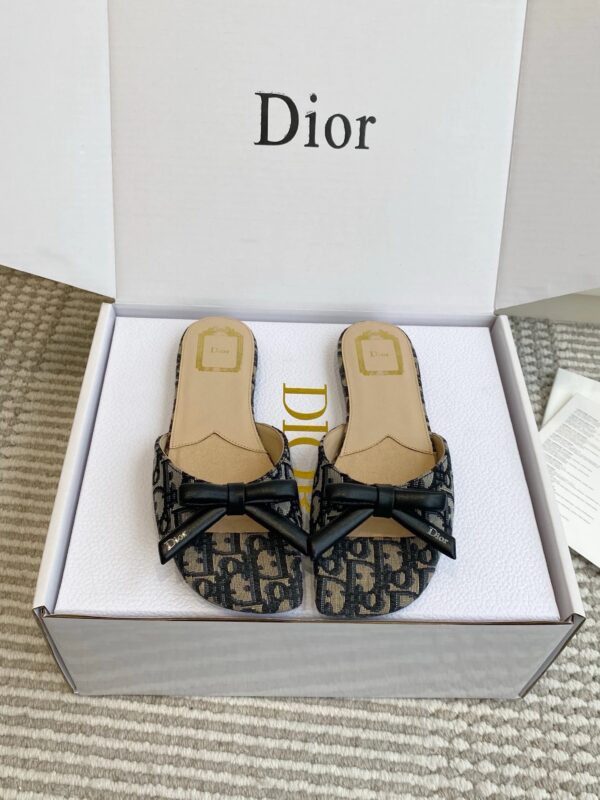 DIOR Bow Slide Deep Blue Dior Oblique Embroidered Cotton