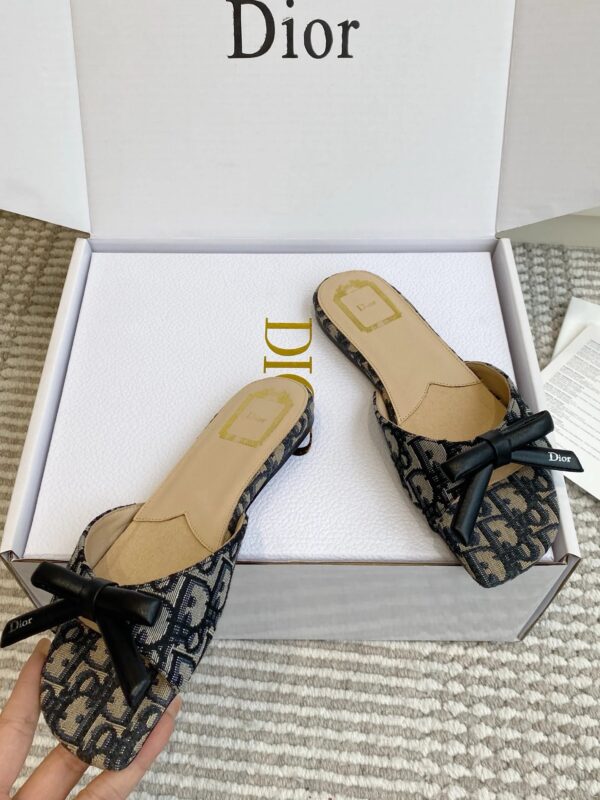 DIOR Bow Slide Deep Blue Dior Oblique Embroidered Cotton