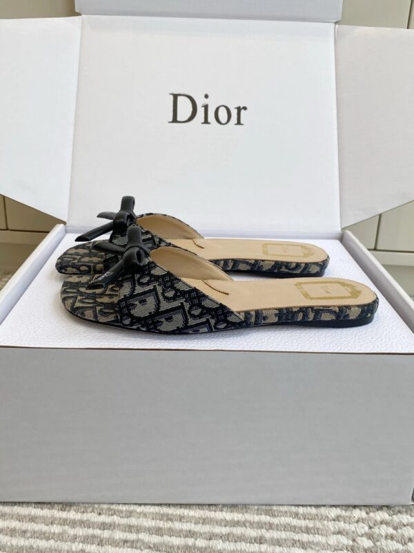 DIOR Bow Slide Deep Blue Dior Oblique Embroidered Cotton