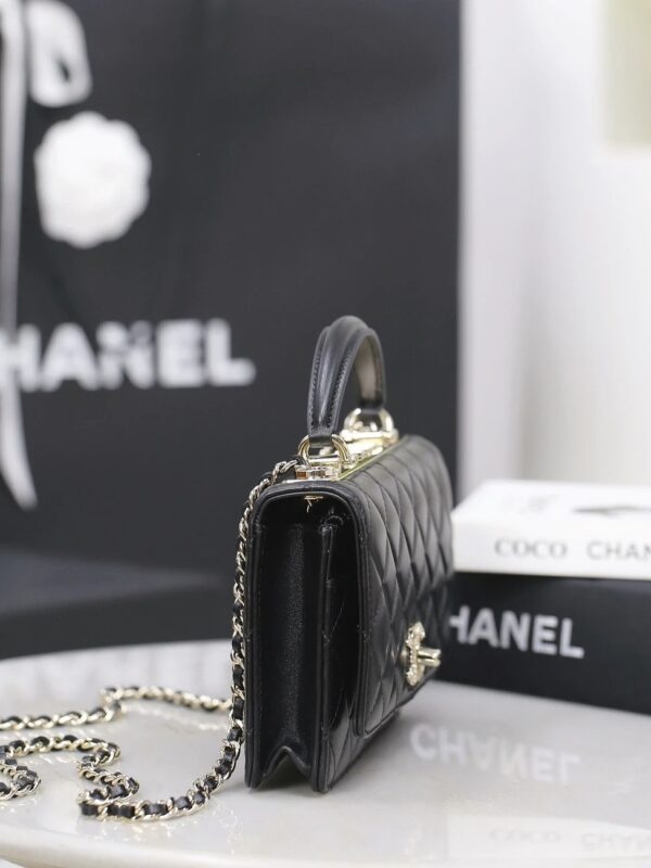 CHANEL 25S Lambskin - Crystal WOC
