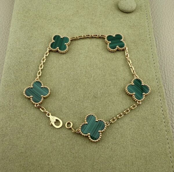Screenshot VCA Vintage Alhambra pendant-Malachite