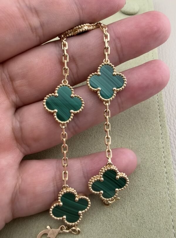 Screenshot VCA Vintage Alhambra pendant-Malachite