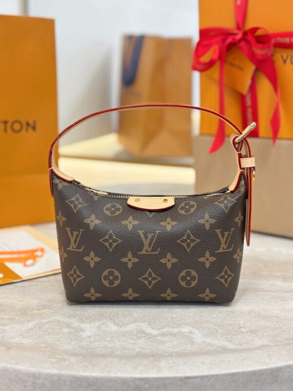 LV Hills M27509