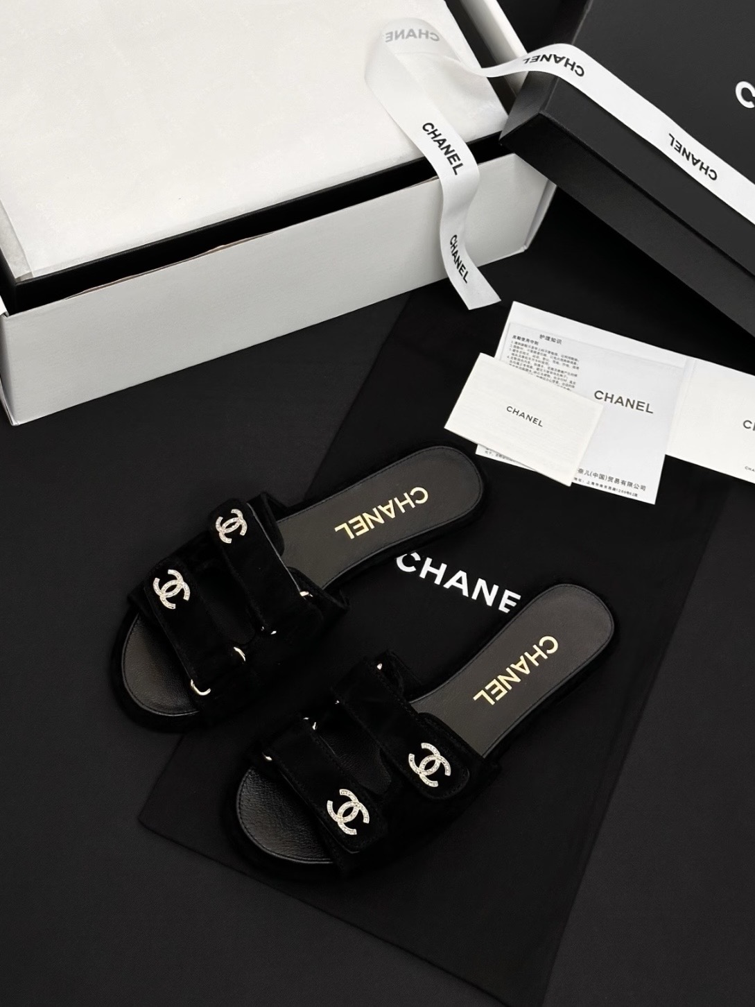 Screenshot CHANEL Mules Suede Kidskin - 图片 3
