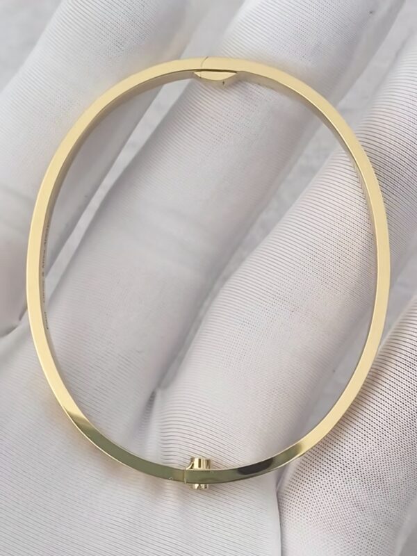 cartier love bracelet narrow version 4 diamonds cartier love bracelet narrow version 4 diamonds