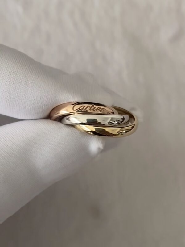 Screenshot Cartier Trinity Ring