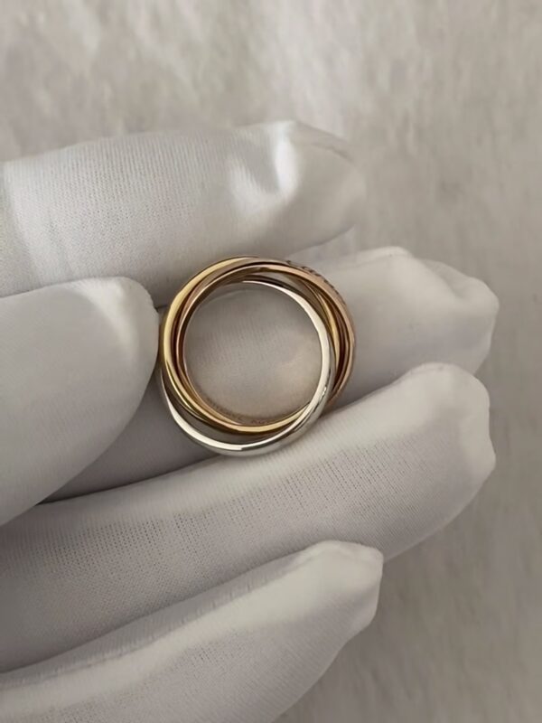 Screenshot Cartier Trinity Ring