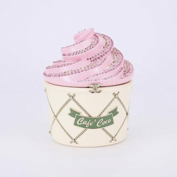 CHANEL 26C Ice Cream Minaudiere